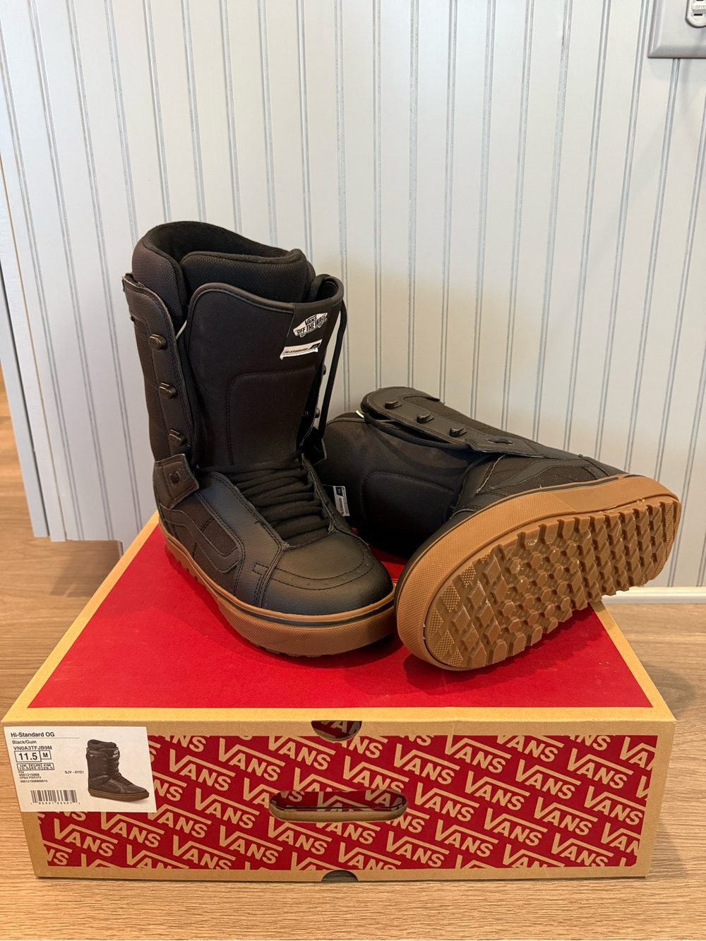 VANS Men’s Hi-Standard OG Black Gum Snowboard Boots Size 11.5 Winter Sports Snow
